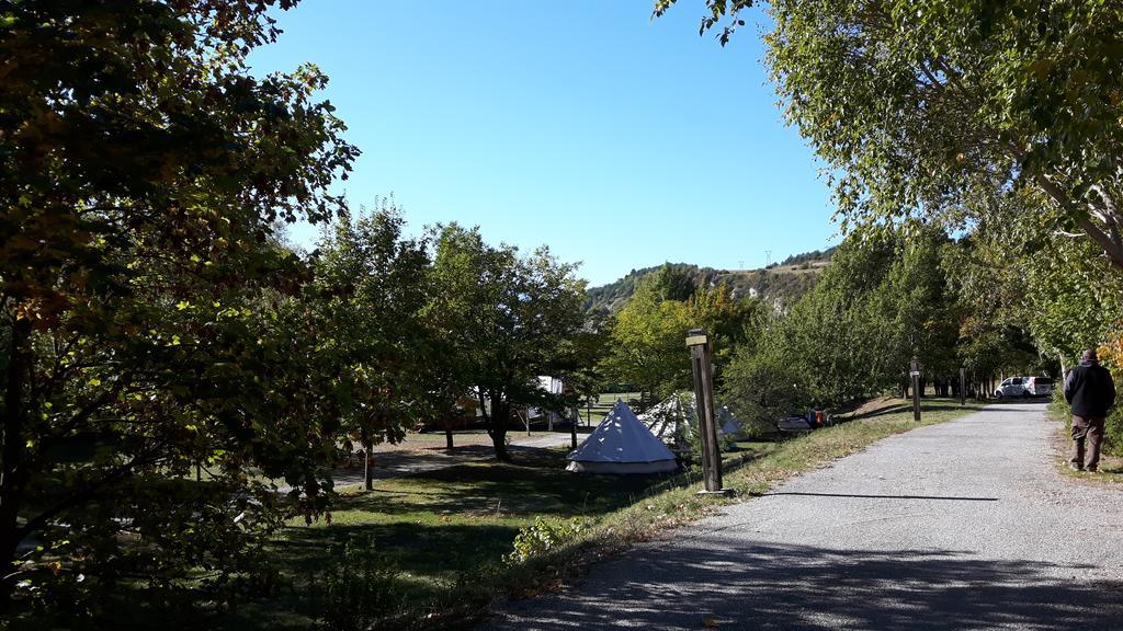 Camping New Rabioux Hotel Chateauroux-les-Alpes Luaran gambar