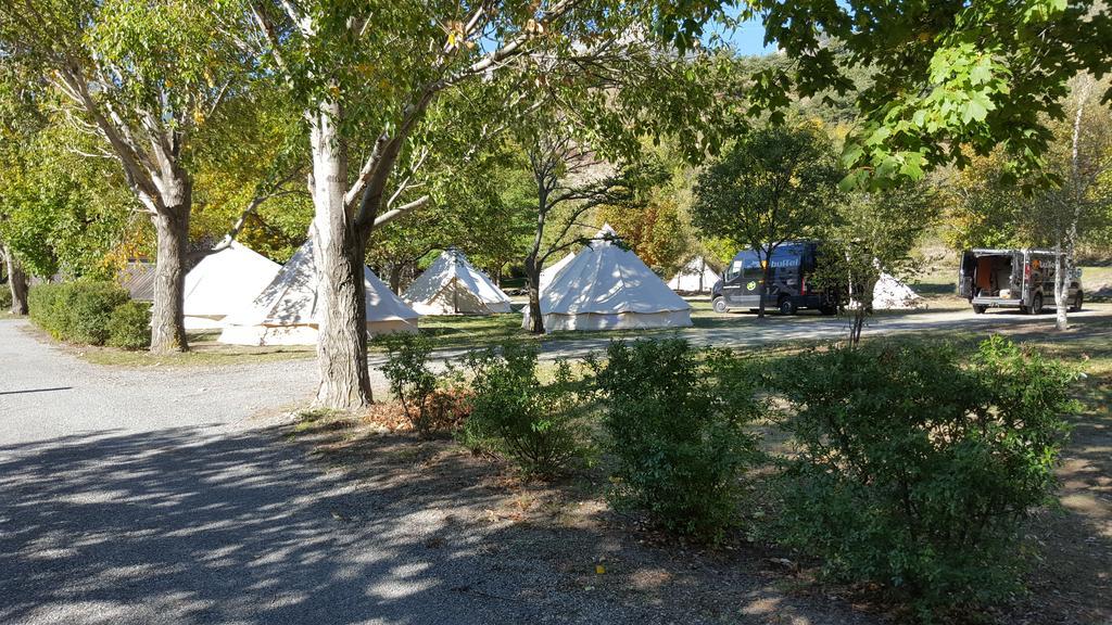 Camping New Rabioux Hotel Chateauroux-les-Alpes Luaran gambar